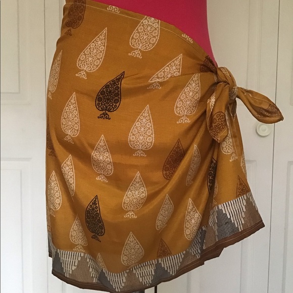 NWOT Mini Sarong Handmade from Vintage Sari Fabric - Picture 2 of 7